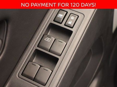 New 2025 Nissan Frontier S image 9