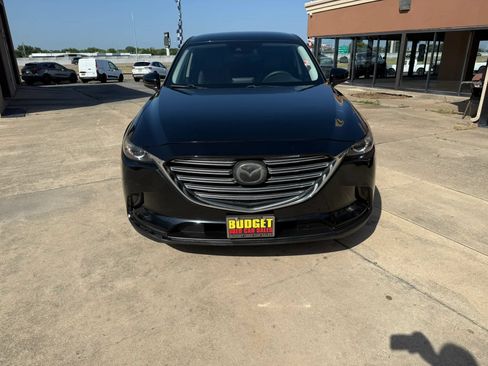 Used 2018 MAZDA CX-9 Touring FWD image 2