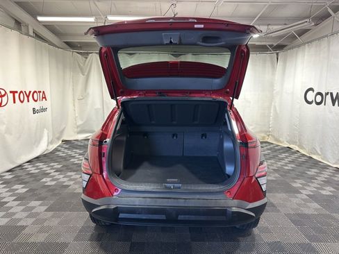 Used 2025 Hyundai Kona SEL image 18