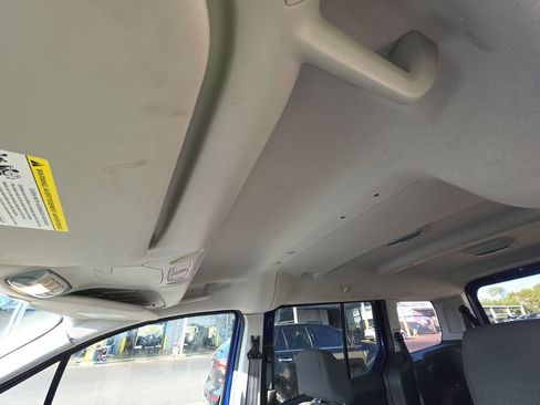 Used 2018 Ford Transit Connect XL image 14