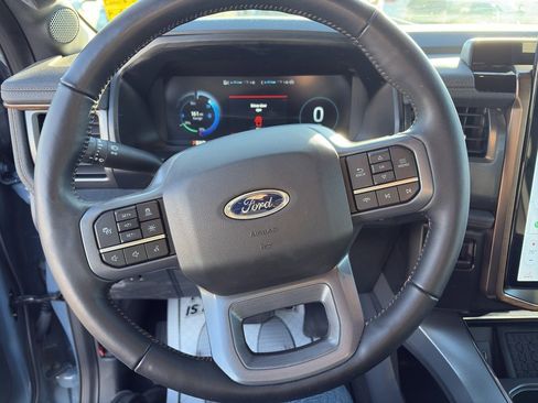 Used 2023 Ford F150 Lightning Lariat image 14