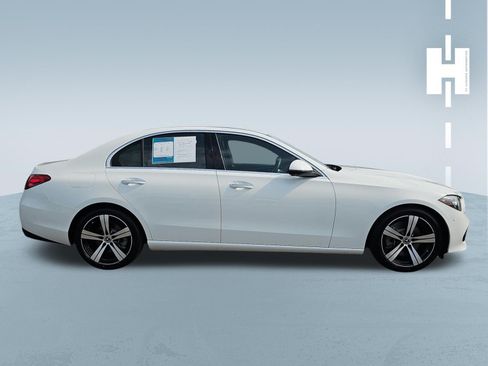 Used 2023 Mercedes-Benz C 300 Sedan image 3