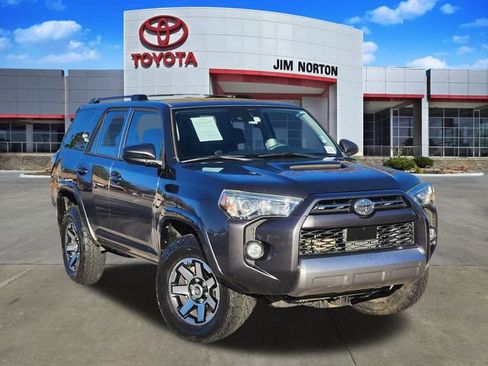 Used 2020 Toyota 4Runner TRD Off-Road image 1