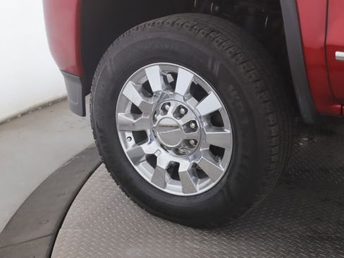 Used 2018 GMC Sierra 2500 Denali w/ Duramax Plus Package AWD/4WD image 13