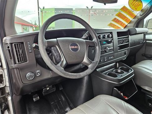 Used 2011 GMC Savana 3500 LS image 14