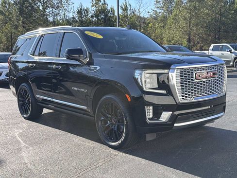 Used 2021 GMC Yukon Denali w/ Denali Premium Package image 35