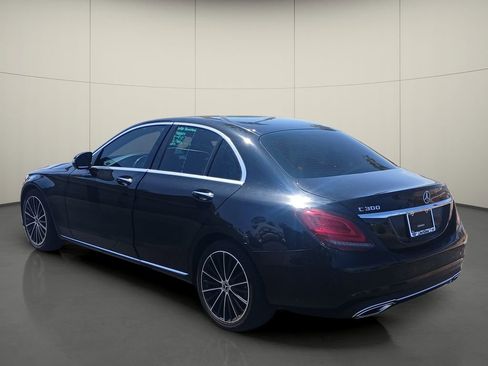 Used 2021 Mercedes-Benz C 300 Sedan image 5