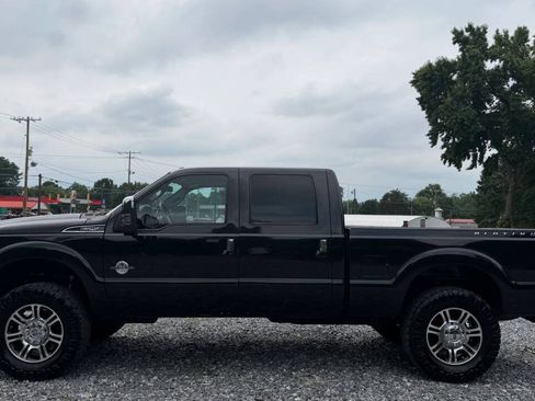 Used 2015 Ford F250 Platinum w/ FX4 Off-Road Package AWD/4WD image 4