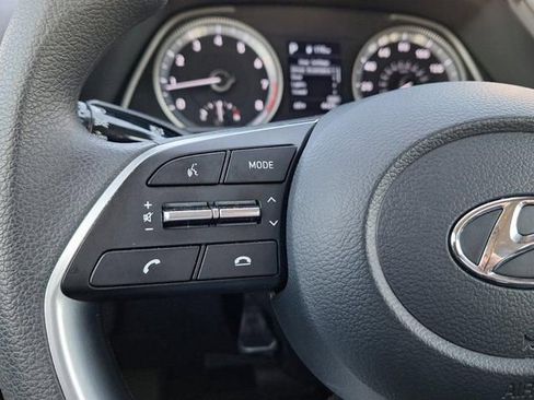 Used 2023 Hyundai Sonata SE image 14