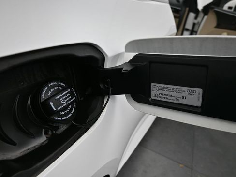 Used 2019 Audi A5 2.0T Premium image 18