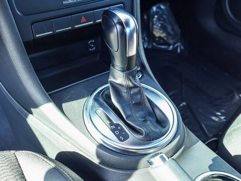 Used 2013 Volkswagen Beetle 2.5 image 7