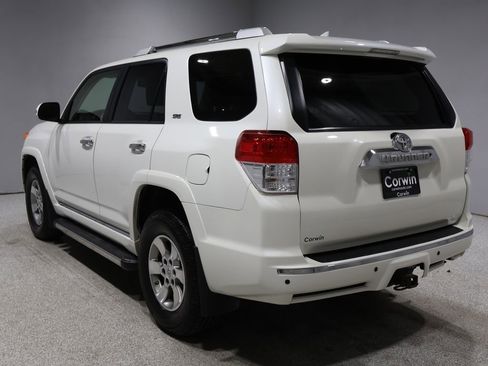 Used 2013 Toyota 4Runner SR5 image 4