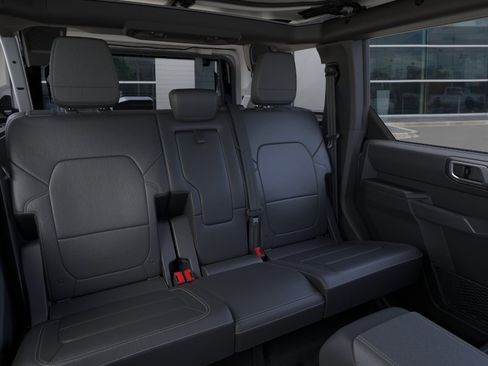 New 2026 Ford Bronco Badlands image 13