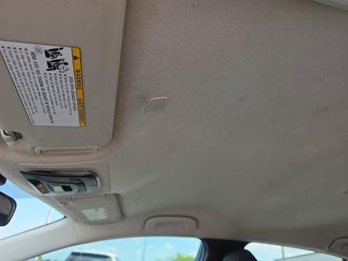 Used 2024 Toyota Corolla LE FWD image 29