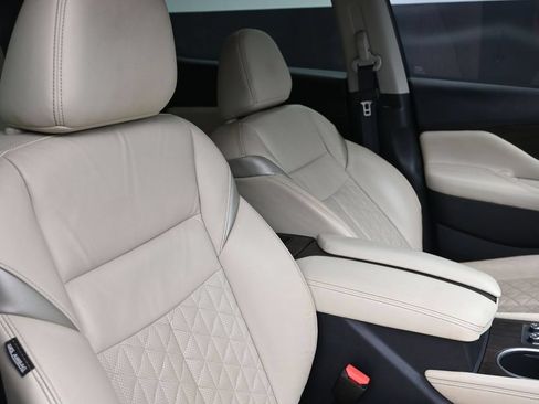 Used 2023 Nissan Murano Platinum w/ Cargo Package FWD image 21