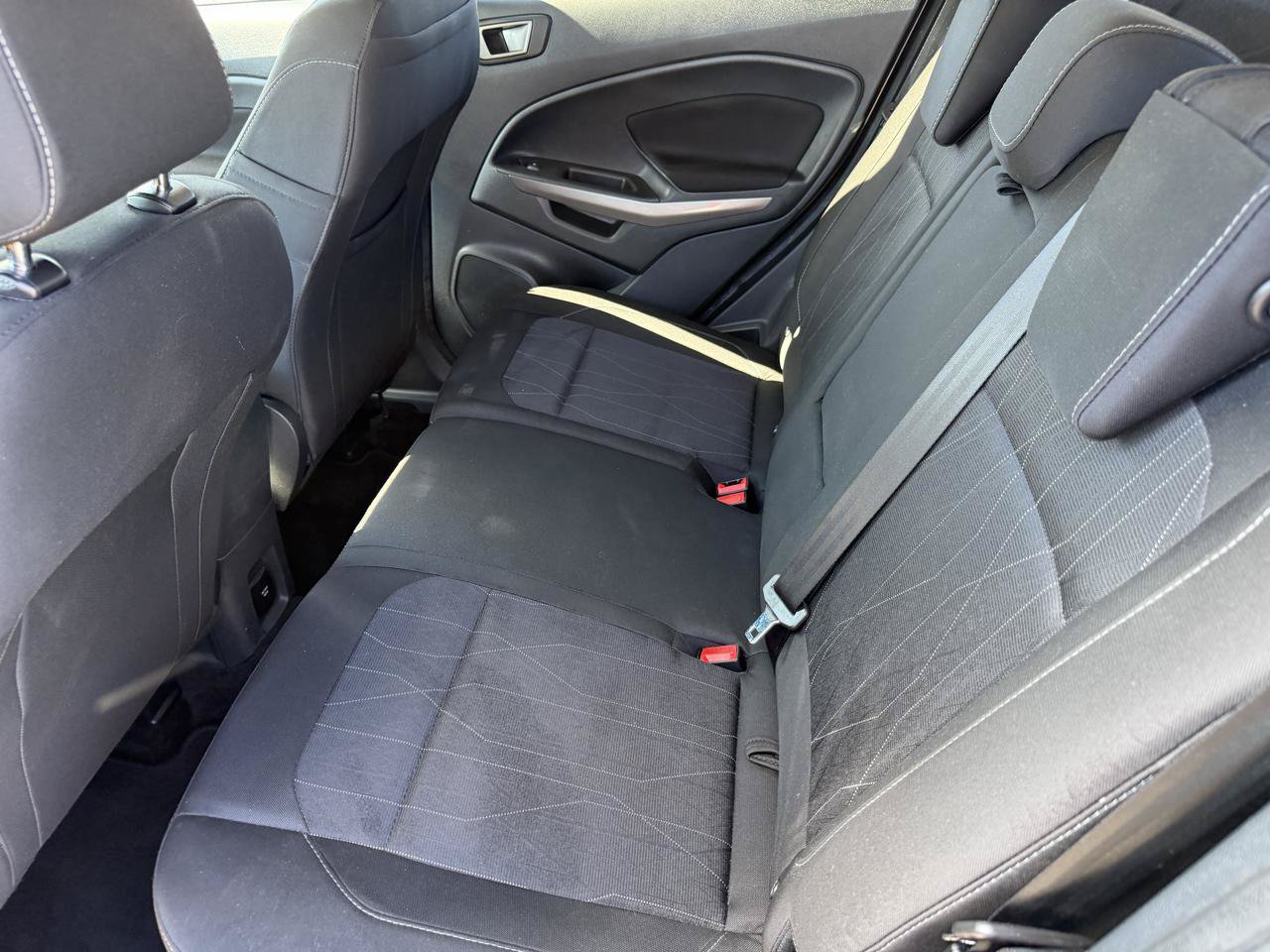 Used 2020 Ford EcoSport SE w/ SE Convenience Package FWD image 11