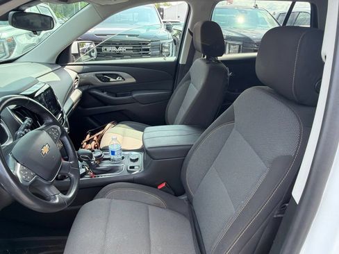 Used 2021 Chevrolet Traverse LT w/ LPO, Floor Liner Package AWD/4WD image 7