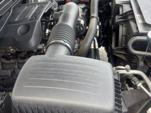 Used 2020 RAM 1500 Laramie AWD/4WD image 25