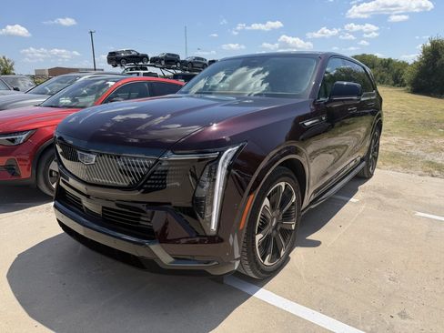 Used 2025 Cadillac Escalade IQ Sport 1 w/ Smart Trailering package AWD/4WD image 1