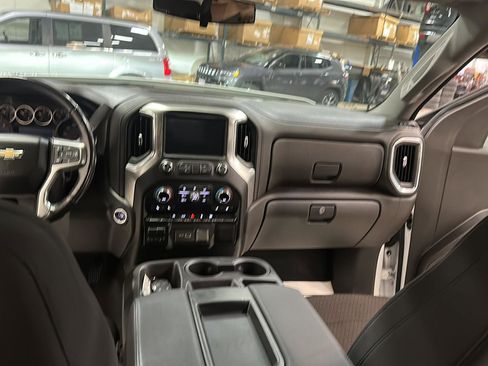Used 2020 Chevrolet Silverado 1500 LT w/ All-Star Edition image 26