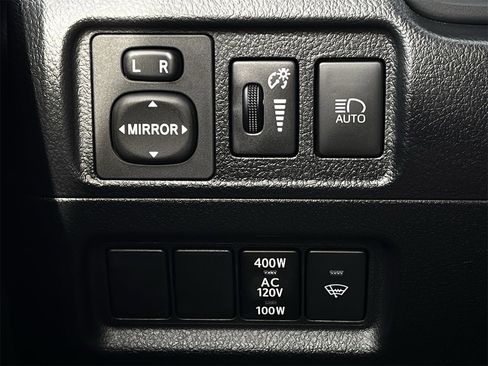 Used 2022 Toyota 4Runner SR5 Premium image 20