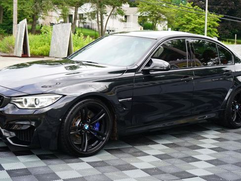 Used 2017 BMW M3 w/ Executive Package RWD image 21