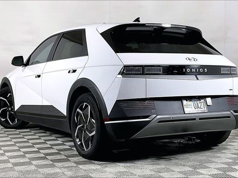 Used 2023 Hyundai Ioniq 5 SEL image 13