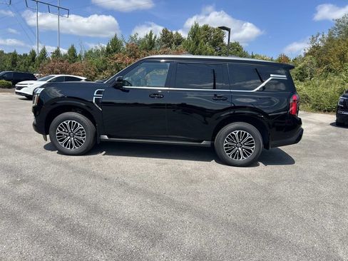 New 2026 Nissan Armada SL w/ Captain's Chari Seat Package AWD/4WD image 4