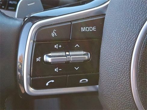 Used 2021 Kia Sorento SX image 18