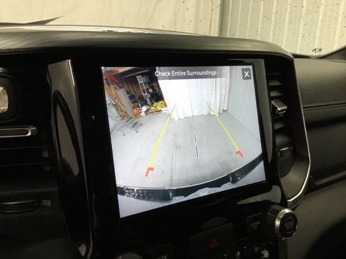 Used 2023 RAM 1500 Laramie image 26