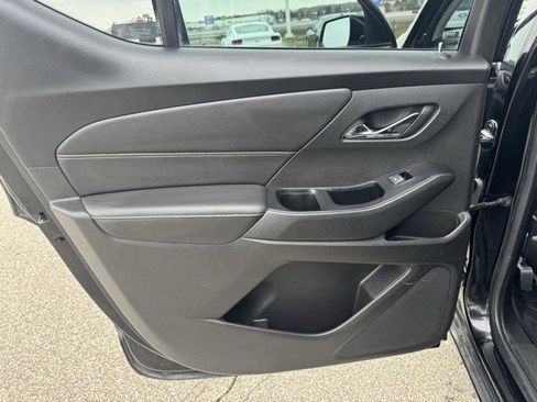 Used 2019 Chevrolet Traverse LT w/ LT Premium Package image 27