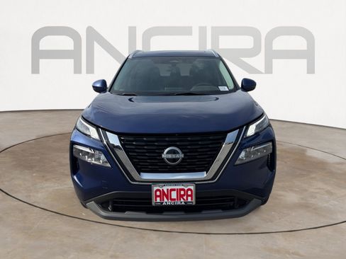 Used 2022 Nissan Rogue SV w/ SV Premium Package FWD image 5