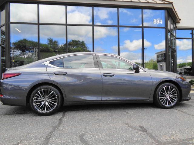 Used 2022 Lexus ES 350 w/ Premium Package FWD image 4