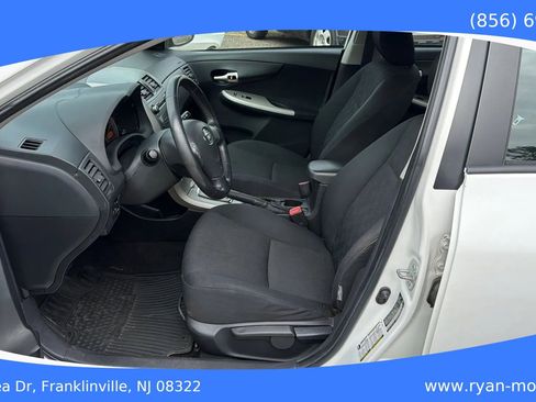 Used 2010 Toyota Corolla S FWD image 13