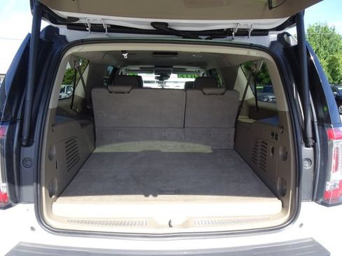 Used 2019 GMC Yukon XL SLT w/ Open Road Package RWD image 33