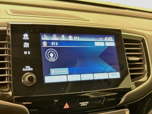 Used 2019 Honda Pilot Touring image 21