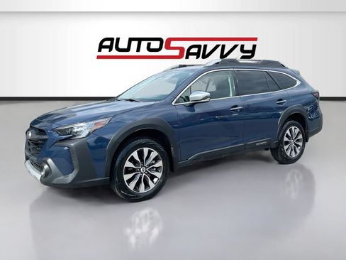 Used 2025 Subaru Outback Touring XT AWD/4WD image 3