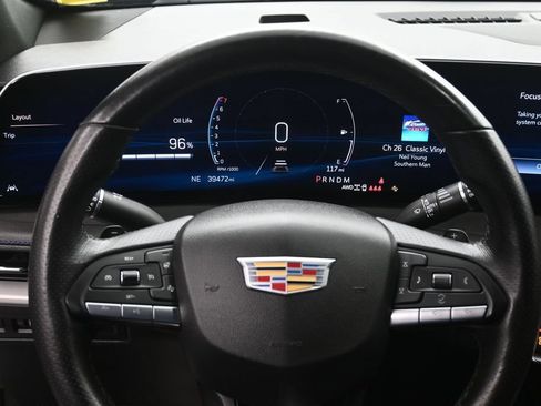 Certified 2024 Cadillac XT4 Sport w/ Cold Weather Package AWD/4WD image 9
