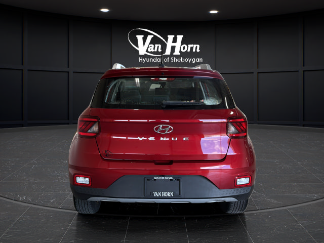 Certified 2024 Hyundai Venue SEL FWD image 6