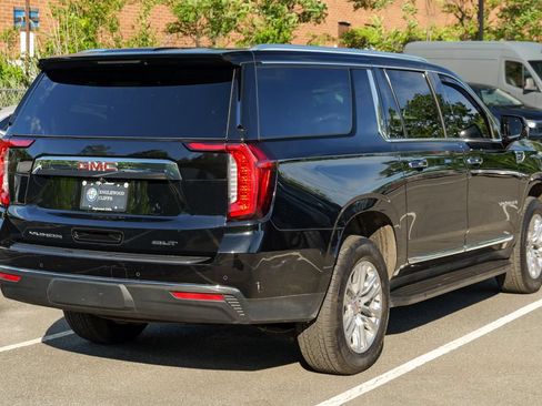 Used 2024 GMC Yukon XL SLT w/ SLT Premium Package AWD/4WD image 8