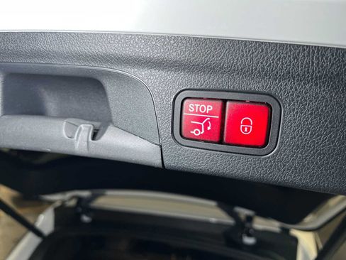Certified 2024 Mercedes-Benz GLE 350 4MATIC image 17