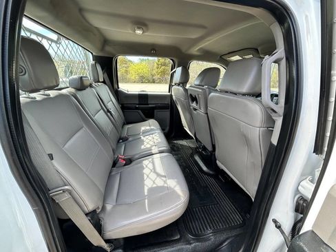 Used 2018 Ford F250 XL w/ Power Equipment Group image 14