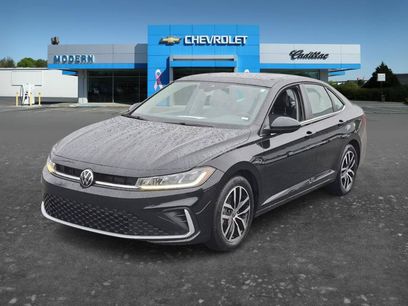 Used 2025 Volkswagen Jetta SE