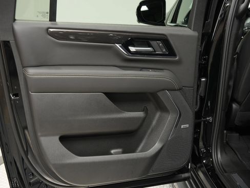 New 2026 GMC Yukon XL Elevation w/ Elevation Premium Package image 22