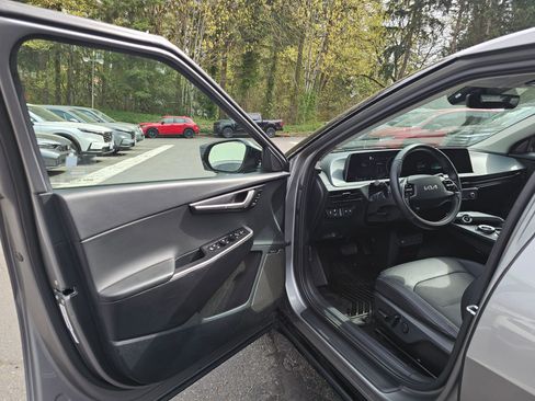 Used 2023 Kia EV6 Wind w/ Wind Technology Package image 18