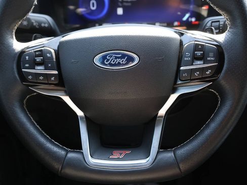 Used 2022 Ford Explorer ST w/ Equipment Group 401A AWD/4WD image 18