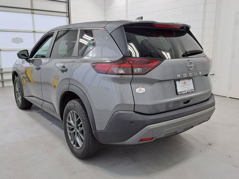 Used 2023 Nissan Rogue S image 7
