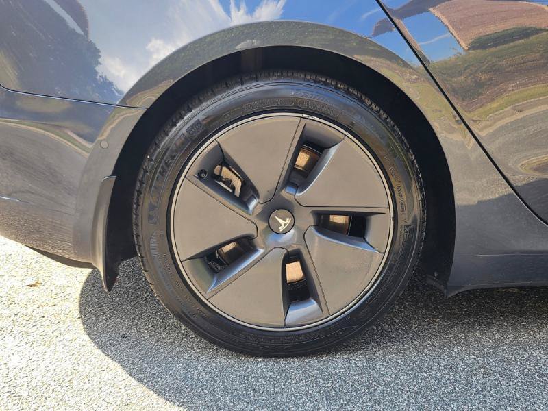 Used 2022 Tesla Model 3 RWD image 15
