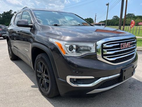 Used 2018 GMC Acadia SLT AWD/4WD image 2