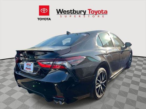 Certified 2023 Toyota Camry SE AWD/4WD image 6